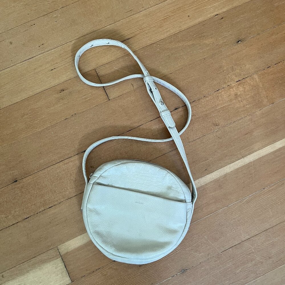 Baggu Leather Circle Purse